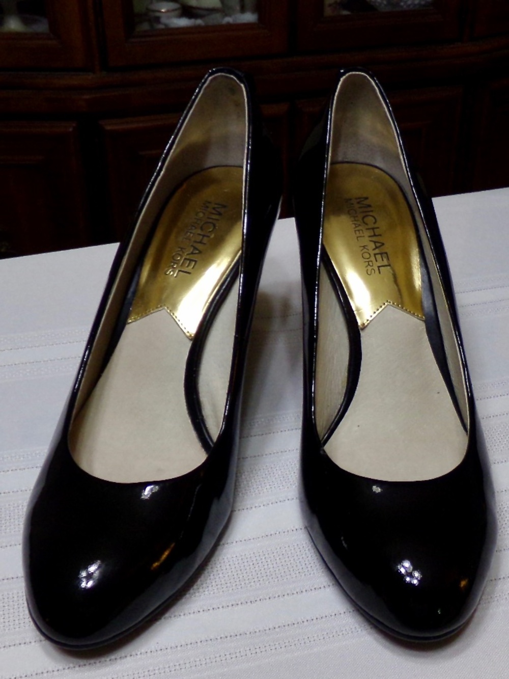 LKNW Michael Kors Designer Black Patton Leather Heels/Pumps Size 6N